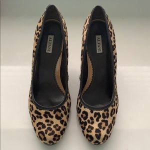 Alfani leopard print shoes